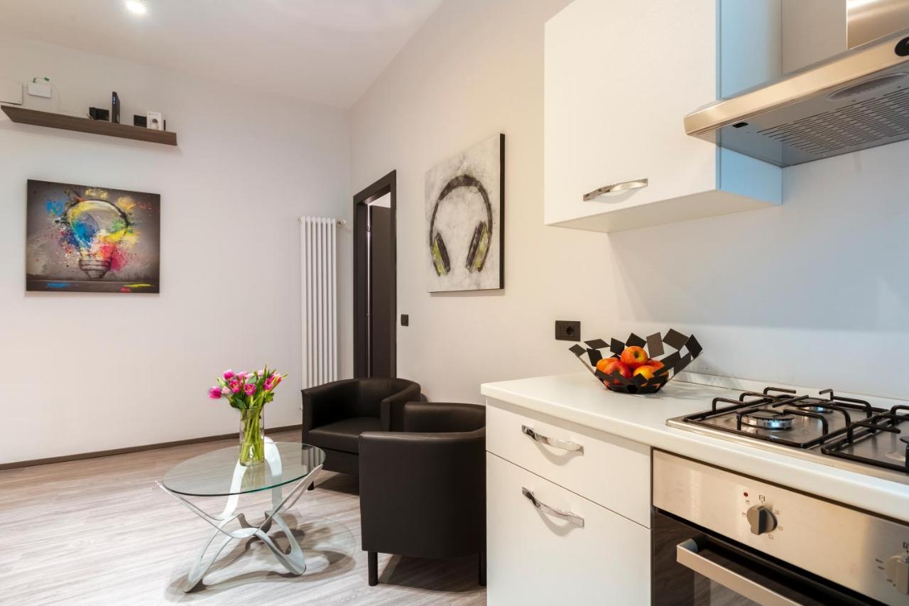 Residenza Sacconi By Hili Pensión *